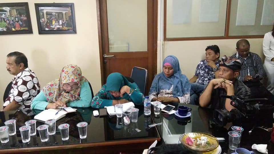 Serius mengikuti materi di acara sarasehan Gedung Perfilman Usmar Ismail, Jl Rasuna Said, Kuningan, Jakarta Selatan (foto : dok pribadi) 